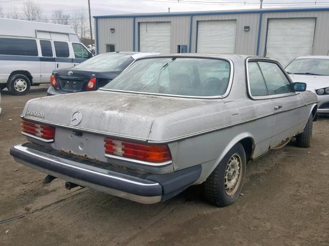 WDBAB53A8FA269879 - 1985 MERCEDES-BENZ 300 CDT SILVER photo 4