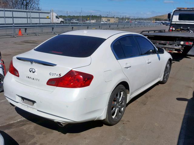 JN1CV6AR0CM972938 - 2012 INFINITI G37 WHITE photo 4