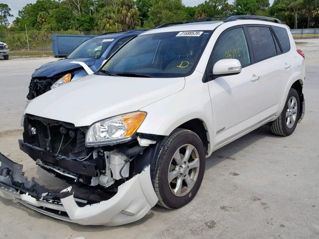 2T3YF4DV1BW062181 - 2011 TOYOTA RAV4 LIMIT WHITE photo 2