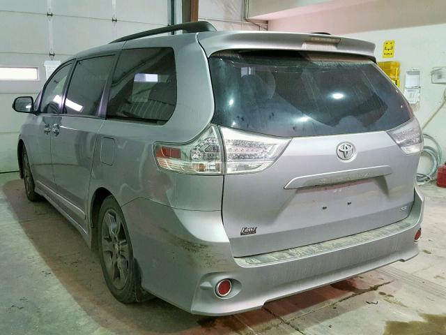 5TDXK3DC1GS736225 - 2016 TOYOTA SIENNA SE SILVER photo 3