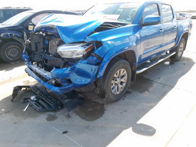 5TFAZ5CN9JX063671 - 2018 TOYOTA TACOMA DOUBLE CAB  照片 2