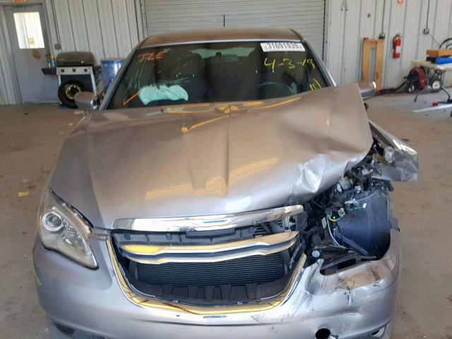 1C3CCBBB0DN744550 - 2013 CHRYSLER 200 TOURIN SILVER photo 7