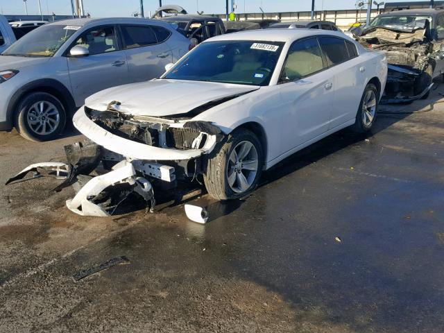 2C3CDXHG6GH132394 - 2016 DODGE CHARGER SX WHITE photo 2