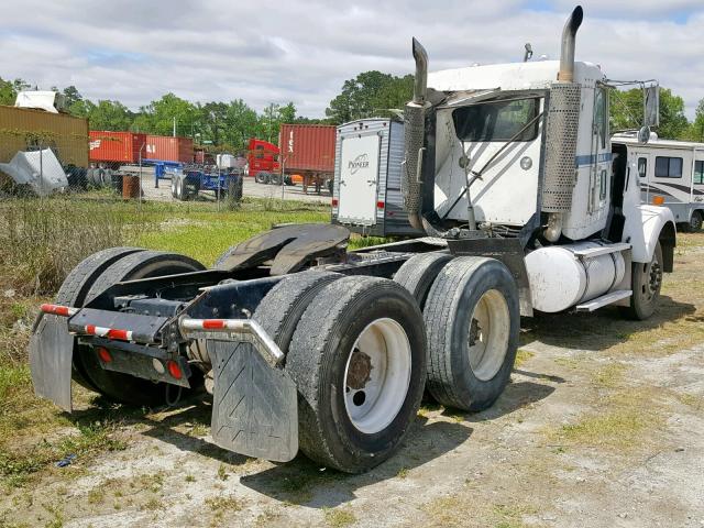 2XKDD49X67M167655 - 2007 KENWORTH CONSTRUCTI WHITE photo 4