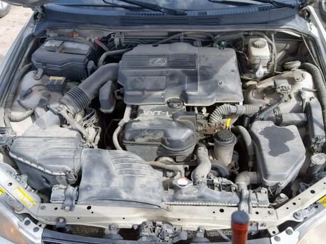 JTHBD192240088447 - 2004 LEXUS IS 300 TAN photo 7