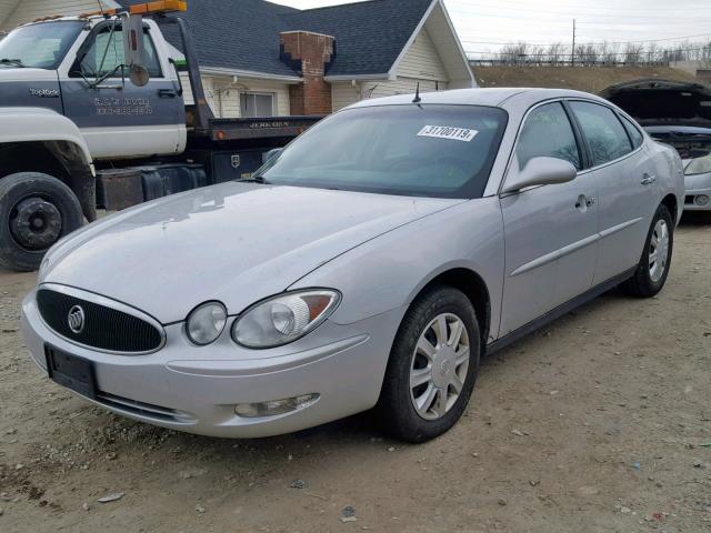 2G4WC532651203493 - 2005 BUICK LACROSSE C SILVER photo 2