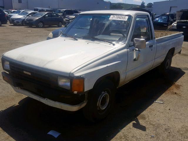 JT4RN55R7G0184232 - 1986 TOYOTA PICKUP 1/2 WHITE photo 2