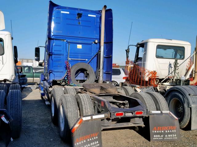 4V4NC9TG3DN563647 - 2013 VOLVO VN VNL BLUE photo 3