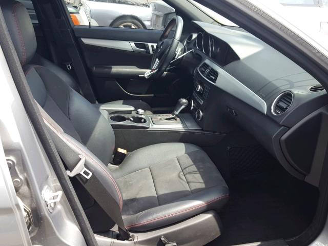 WDDGF4HB2DA856271 - 2013 MERCEDES-BENZ C 250 GRAY photo 5