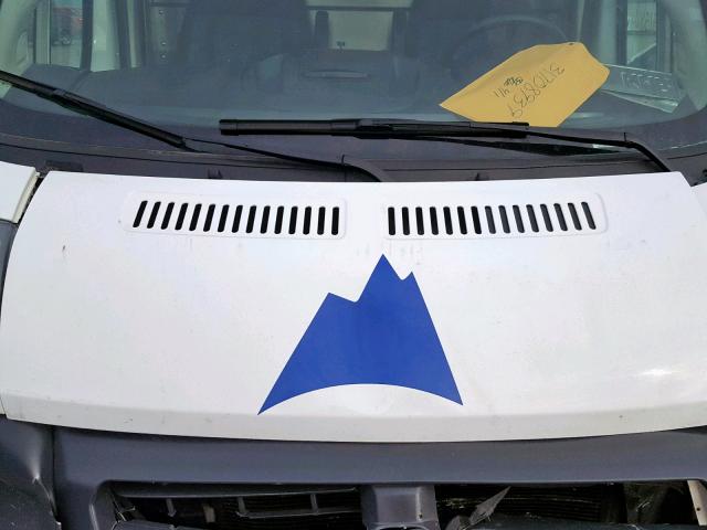 3C6URVJG6HE544643 - 2017 RAM PROMASTER 白色 照片 7