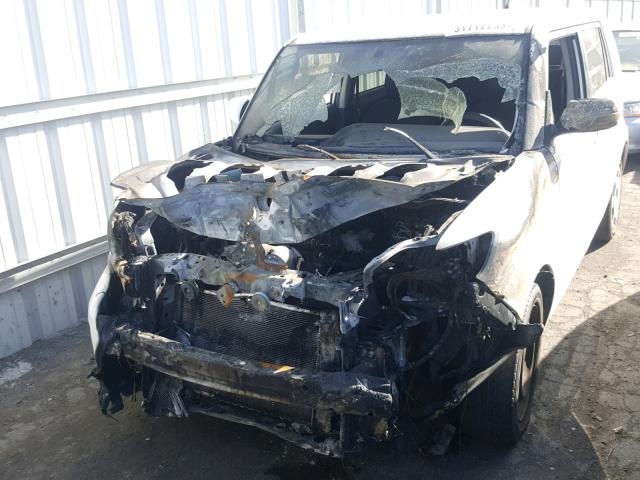 JTLZE4FE1A1103852 - 2010 TOYOTA SCION XB 白色 照片 2