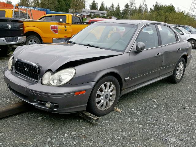 KMHWF25H22A730309 - 2002 HYUNDAI SONATA GL GRAY photo 2