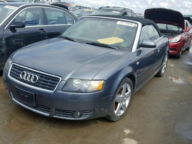 WAUAT48H45K007779 - 2005 AUDI A4 3.0 CAB GRAY photo 2