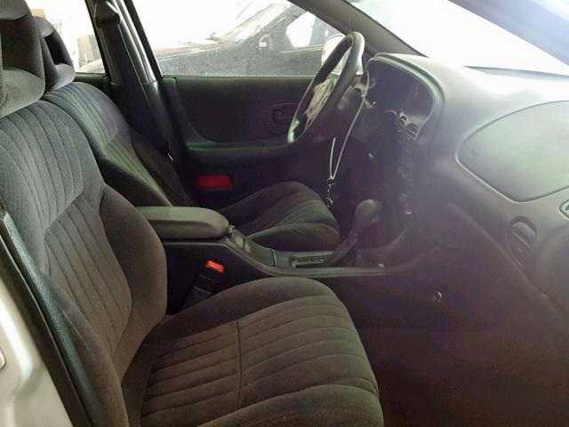 1G2WK52J61F102851 - 2001 PONTIAC GRAND PRIX WHITE photo 5