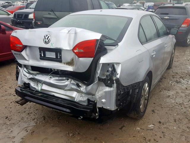 3VW2K7AJ3EM314150 - 2014 VOLKSWAGEN JETTA BASE 银色 照片 4
