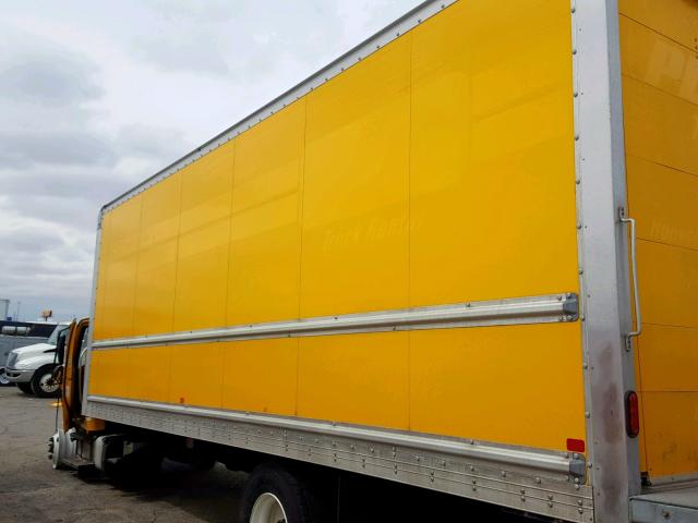 3ALACWFC3JDJH5075 - 2018 FREIGHTLINER M2 106 MED YELLOW photo 3
