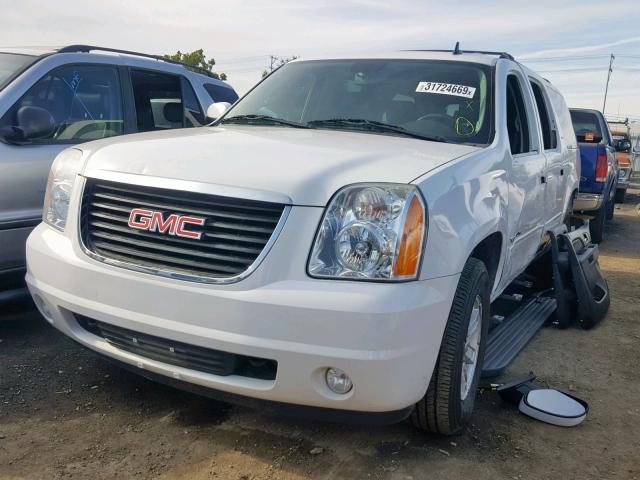 1GKS1KE04BR388170 - 2011 GMC YUKON XL C WHITE photo 2