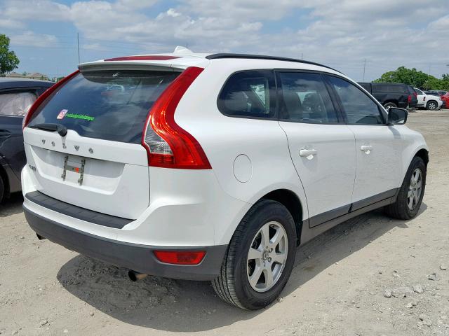 YV4952DLXB2175319 - 2011 VOLVO XC60 3.2 WHITE photo 4