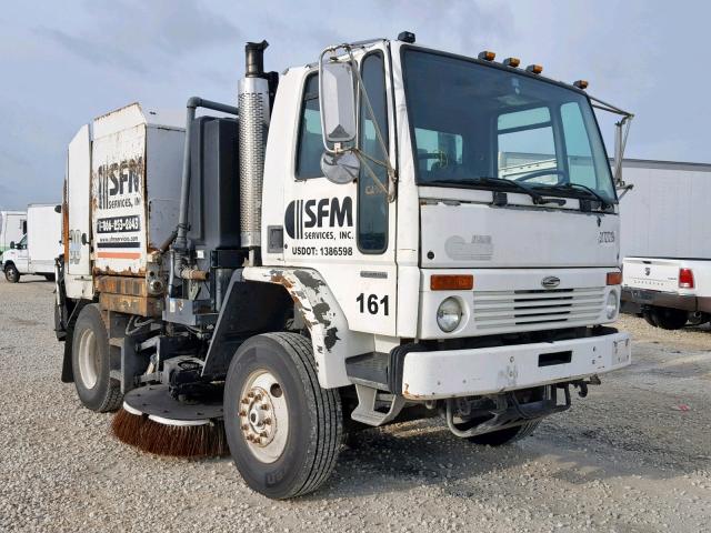 49HAADBV97DX54601 - 2007 STERLING TRUCK SC 8000 WHITE photo 1