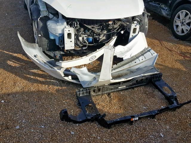 KNAFX4A8XE5212302 - 2014 KIA FORTE EX WHITE photo 9