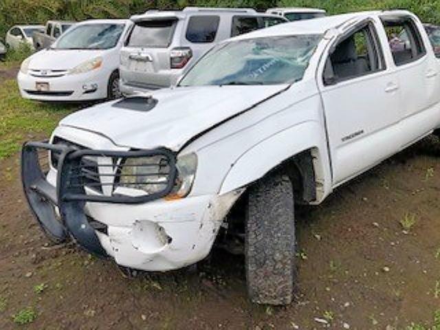 3TMMU52N05M001505 - 2005 TOYOTA TACOMA DOU WHITE photo 9