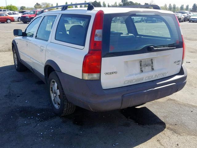 YV1SZ59H031111130 - 2003 VOLVO XC70 WHITE photo 3