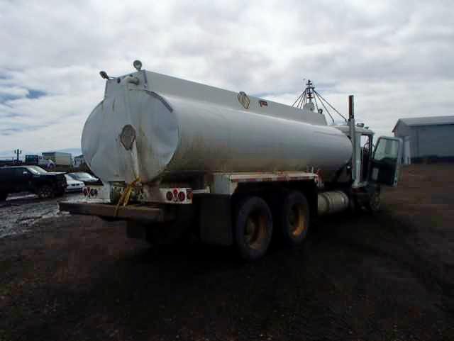 1M2AX16C58M002334 - 2008 MACK 800 GU800 WHITE photo 4