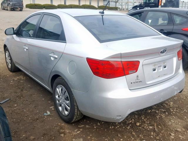 KNAFU4A27B5420377 - 2011 KIA FORTE EX SILVER photo 3