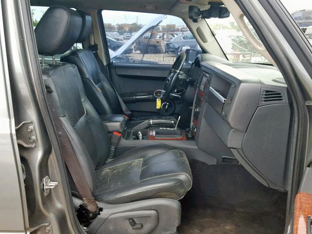 1J8HH58N88C155987 - 2008 JEEP COMMANDER GRAY photo 5