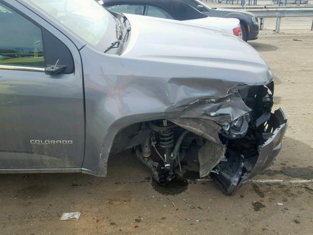 1GCGTCEN7J1290180 - 2018 CHEVROLET COLORADO L GRAY photo 9