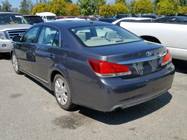 4T1BK3DB7BU388433 - 2011 TOYOTA AVALON BAS GRAY photo 3