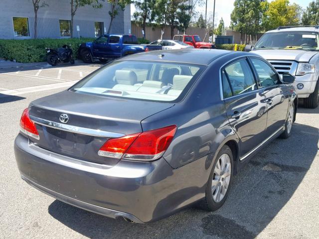 4T1BK3DB7BU388433 - 2011 TOYOTA AVALON BAS GRAY photo 4