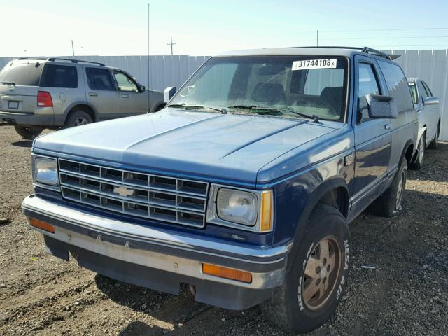 1GNCT18R0H8134377 - 1987 CHEVROLET BLAZER S10 BLUE photo 2