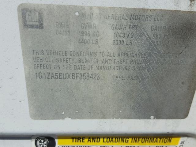 1G1ZA5EUXBF358423 - 2011 CHEVROLET MALIBU LS WHITE photo 10