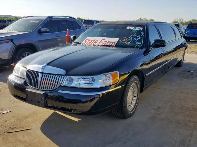 1L1FM81W51Y688514 - 2001 LINCOLN TOWN CAR E BLACK photo 2