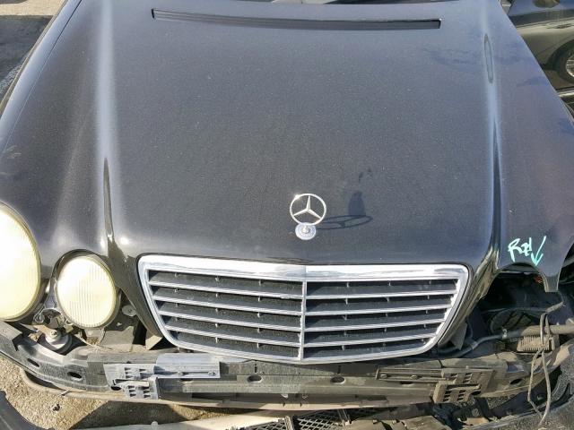 WDBJH65J02B460380 - 2002 MERCEDES-BENZ E 320 BLACK photo 7