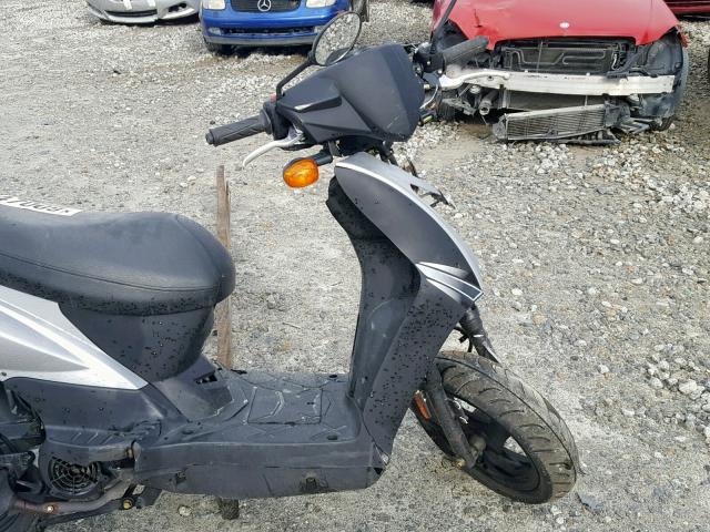 LC2U6G104CC000509 - 2012 KYMCO USA INC AGILITY 12 BLACK photo 5