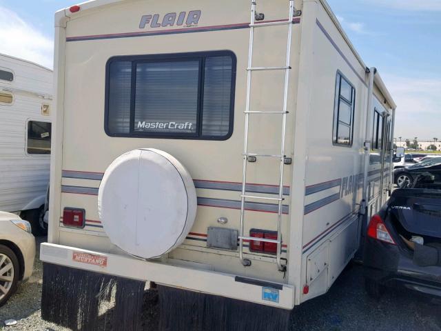 1GBKP37N3N3305980 - 1992 FLAI MOTORHOME BEIGE photo 4