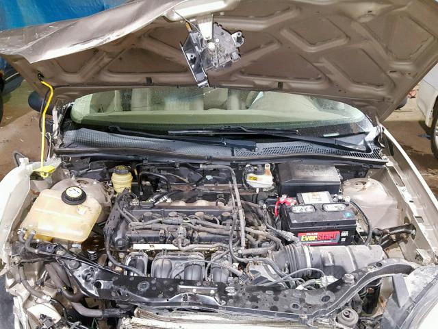 1FAFP34N15W266327 - 2005 FORD FOCUS ZX4 TAN photo 7