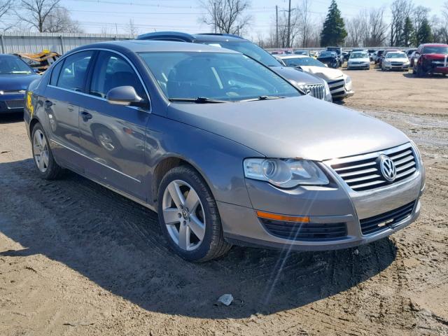 WVWAK73C98E221818 - 2008 VOLKSWAGEN PASSAT KOM GRAY photo 1