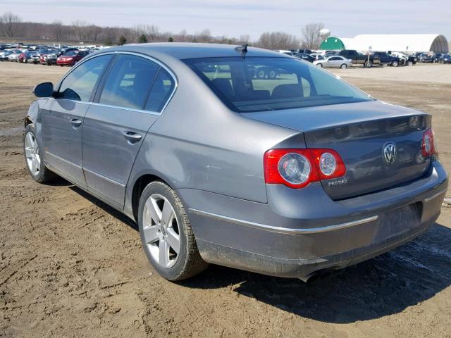 WVWAK73C98E221818 - 2008 VOLKSWAGEN PASSAT KOM GRAY photo 3