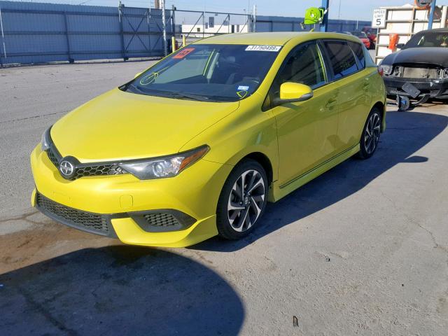 JTNKARJE0GJ520137 - 2016 TOYOTA SCION IM YELLOW photo 2