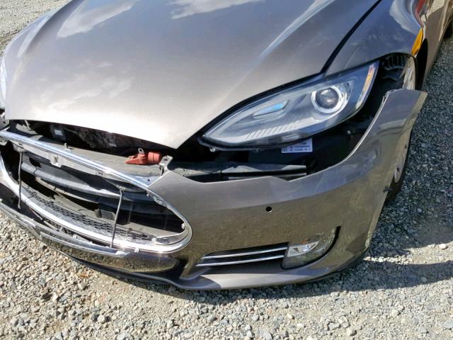 5YJSA1E25FF104841 - 2015 TESLA MODEL S ყავისფერი ფოტო 9