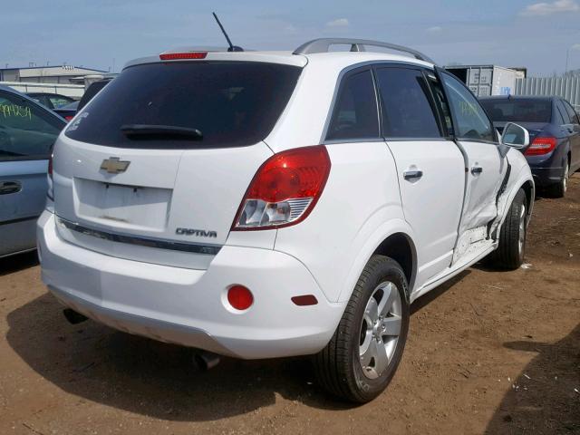 3GNAL3E54CS641643 - 2012 CHEVROLET CAPTIVA SP WHITE photo 4