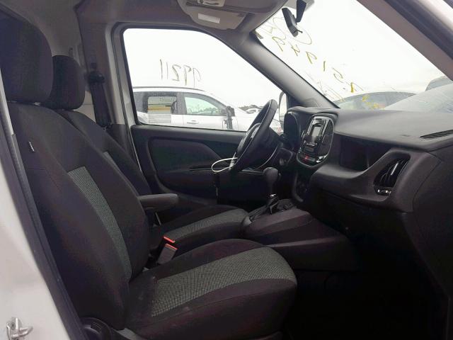 ZFBERFAB4H6D31693 - 2017 RAM PROMASTER 白色 照片 5