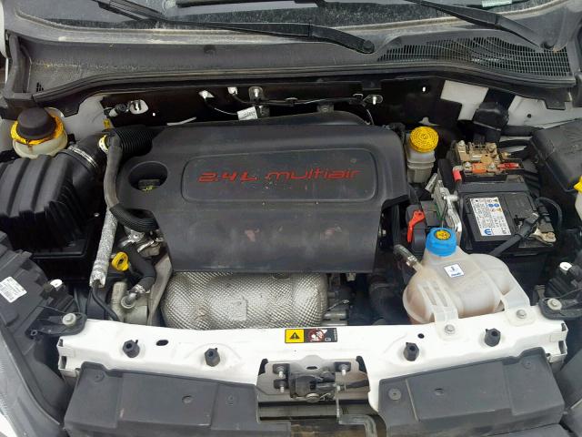 ZFBERFAB4H6D31693 - 2017 RAM PROMASTER 白色 照片 7