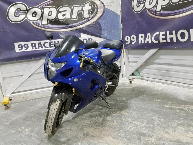 JS1GN7CA452113954 - 2005 SUZUKI GSX-R600 K BLUE photo 2