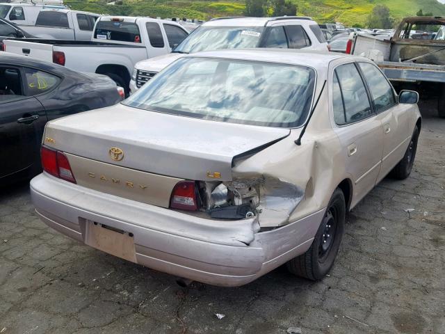 4T1BG12K1TU742294 - 1996 TOYOTA CAMRY DX GOLD photo 4