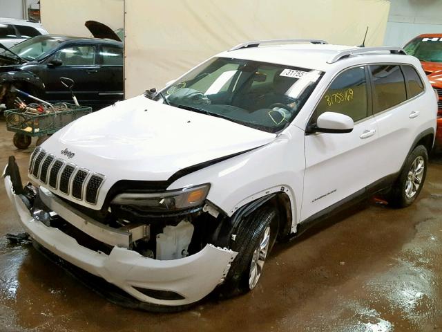 1C4PJMLB0KD163629 - 2019 JEEP CHEROKEE L WHITE photo 2