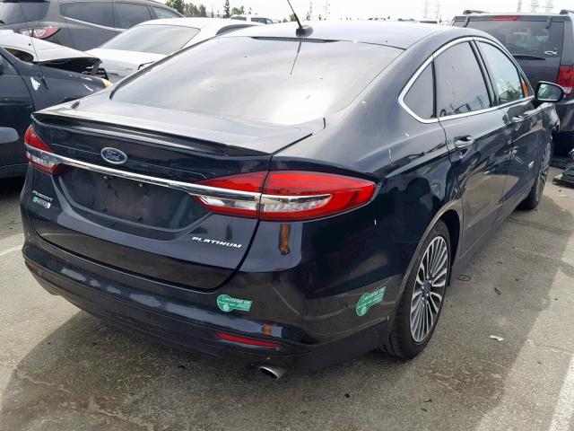 3FA6P0SU7HR110471 - 2017 FORD FUSION TIT BLACK photo 4